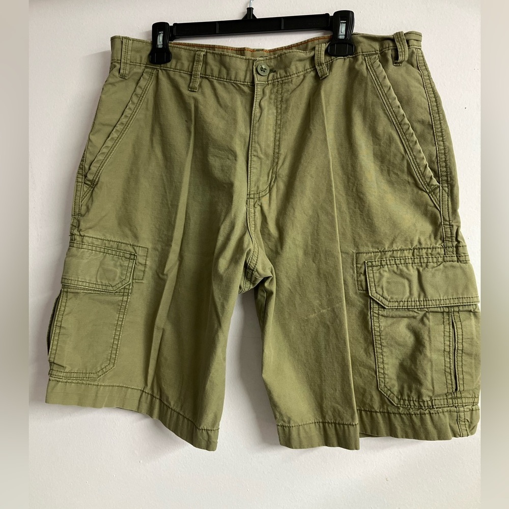 Eddie Bauer Men’s Cargo Shorts, Size 36, Faded Khaki Green